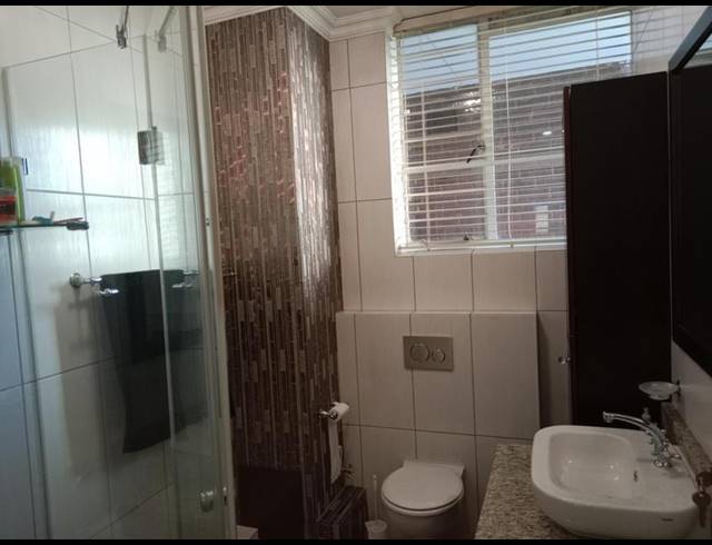 2 BEDROOM APARTMENT FOR SALE IN BEDFORD GARDENS